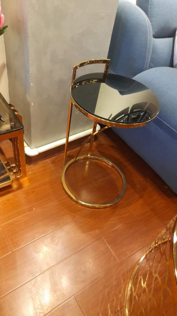 Round Tasaly stainless steel side table